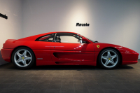 フェラーリ F355B 左H 6MT EU新車並行 XRフレーム フルオリジナル 中古車 中古車