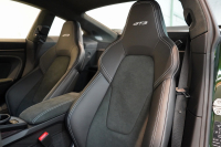 ポルシェ 911(Type992) (Type992.2) GT3 OP452 PCCB フロントリフト クロノPKG レザー＆Race-Tex拡張インテリア HDマトリックスヘッドライト 1オーナー 中古車 中古車