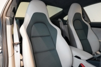 ポルシェ 911(Type991.2) Carrera GTS PDK レザー×Sport-Texインテリア(グラファイトブルー×クレヨン) 前後パークアシスト付リバーシングカメラ グラファイトブルーメタリック 中古車 中古車