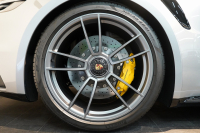 ポルシェ 911(Type992) Turbo S Cabriolet PDK 左H 1オーナー PSMP2年付 スポーツデザインPKG ヘリテージデザインPKGクラシック スポエグ フロントリフト マトリクスLED 中古車 中古車