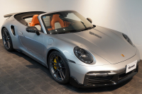 ポルシェ 911(Type992) Turbo S Cabriolet PDK 左H 1オーナー PSMP2年付 スポーツデザインPKG ヘリテージデザインPKGクラシック スポエグ フロントリフト マトリクスLED 中古車 中古車