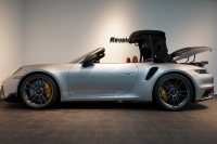 ポルシェ 911(Type992) Turbo S Cabriolet PDK 左H 1オーナー PSMP2年付 スポーツデザインPKG ヘリテージデザインPKGクラシック スポエグ フロントリフト マトリクスLED 中古車 中古車