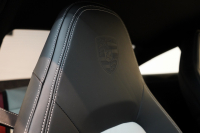 ポルシェ 911(Type992) Carrera S PDK 1オーナー スポクロ スポエグ オールレザー OP500 中古車 中古車