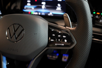 フォルクスワーゲン ゴルフヴァリアント R 1オーナー DCCパッケージ デジタルコックピットプロ IQライト 中古車 中古車