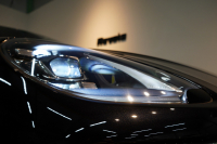 ポルシェ マカン GTS PASM付エアサス PDLS+LEDヘッドライト フルレザーインテリア レーンキープ&チェンジ 中古車 中古車