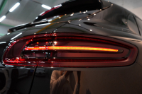 ポルシェ マカン GTS PASM付エアサス PDLS+LEDヘッドライト フルレザーインテリア レーンキープ&チェンジ 中古車 中古車