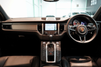 ポルシェ マカン GTS PASM付エアサス PDLS+LEDヘッドライト フルレザーインテリア レーンキープ&チェンジ 中古車 中古車