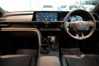 トヨタ クラウン スポーツ SPORT Z 1オーナー パノラマルーフ 中古車 中古車