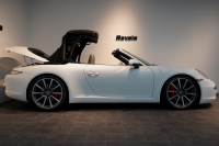 ポルシェ 911(Type991.1) Carrera S Cabriolet スポクロ スポエグ ツートンオールレザー スポーツステアリング 中古車 中古車