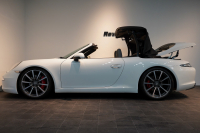 ポルシェ 911(Type991.1) Carrera S Cabriolet スポクロ スポエグ ツートンオールレザー スポーツステアリング 中古車 中古車