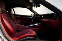 ポルシェ 911(Type992) Carrera S Cabriolet スポクロ スポエグ ツートンレザー OP320 中古車 中古車