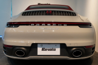 ポルシェ 911(Type992) Carrera S Cabriolet スポクロ スポエグ ツートンレザー OP320 中古車 中古車