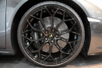 ランボルギーニ ウラカン EVO Spyder RWD Grigio Lynx  エレガントレザーインテリア/Rosso Rea 20インチNarvi鍛造ホイール 中古車 中古車