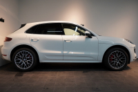 ポルシェ マカン Turbo PDK スポクロ 20インチRSスパイダー パノラマルーフ ACC レーンキープ 中古車 中古車