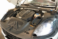 ポルシェ マカン Turbo PDK スポクロ 20インチRSスパイダー パノラマルーフ ACC レーンキープ 中古車 中古車