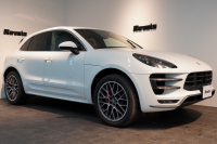 ポルシェ マカン Turbo PDK スポクロ 20インチRSスパイダー パノラマルーフ ACC レーンキープ 中古車 中古車