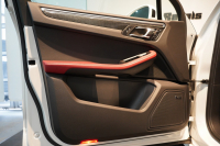 ポルシェ マカン Turbo PDK スポクロ 20インチRSスパイダー パノラマルーフ ACC レーンキープ 中古車 中古車