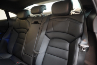 ポルシェ タイカン パフォーマンスバッテリープラス  4+1シート 1オーナー OP390 PSCB スポクロ PASM付エアサス 中古車 中古車