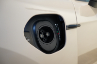 ポルシェ タイカン パフォーマンスバッテリープラス  4+1シート 1オーナー OP390 PSCB スポクロ PASM付エアサス 中古車 中古車