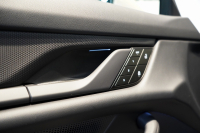 ポルシェ タイカン パフォーマンスバッテリープラス  4+1シート 1オーナー OP390 PSCB スポクロ PASM付エアサス 中古車 中古車