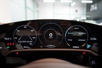 ポルシェ タイカン パフォーマンスバッテリープラス  4+1シート 1オーナー OP390 PSCB スポクロ PASM付エアサス 中古車 中古車