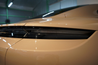 ポルシェ タイカン パフォーマンスバッテリープラス  4+1シート 1オーナー OP390 PSCB スポクロ PASM付エアサス 中古車 中古車