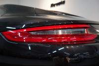 ポルシェ 911(Type991.2) Carrera 7MT スポーツクロノ スポーツテールパイプ パークアシスト付バックカメラ  ジェットブラック 中古車 中古車