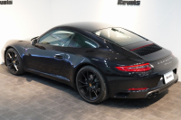 ポルシェ 911(Type991.2) Carrera 7MT スポーツクロノ スポーツテールパイプ パークアシスト付バックカメラ  ジェットブラック 中古車 中古車