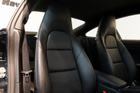 ポルシェ 911(Type991.2) Carrera 7MT スポーツクロノ スポーツテールパイプ パークアシスト付バックカメラ  ジェットブラック 中古車 中古車