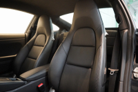 ポルシェ 911(Type991.2) Carrera 7MT スポーツクロノ スポーツテールパイプ パークアシスト付バックカメラ  ジェットブラック 中古車 中古車