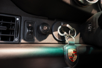 ポルシェ 911(Type993) Carrera 4S 6MT MIZWA正規ディーラ車 ターボウイング サンルーフ 中古車 中古車