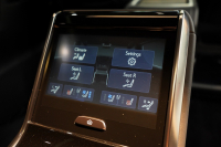 トヨタ アルファード ハイブリッド スペーシャスラウンジ 専用VIPシート JBLプレミアムサウンド ツインムーンルーフ 中古車 中古車