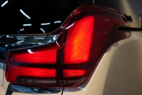 トヨタ アルファード ハイブリッド スペーシャスラウンジ 専用VIPシート JBLプレミアムサウンド ツインムーンルーフ 中古車 中古車