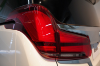 トヨタ アルファード ハイブリッド スペーシャスラウンジ 専用VIPシート JBLプレミアムサウンド ツインムーンルーフ 中古車 中古車