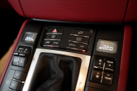 ポルシェ マカン GTS PDK  PCCB ツートンレザーインテリア スポーツエグゾースト 中古車 中古車