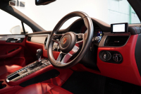 ポルシェ マカン GTS PDK  PCCB ツートンレザーインテリア スポーツエグゾースト 中古車 中古車