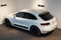 ポルシェ マカン GTS PDK  PCCB ツートンレザーインテリア スポーツエグゾースト 中古車 中古車