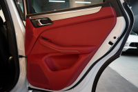 ポルシェ マカン GTS PDK  PCCB ツートンレザーインテリア スポーツエグゾースト 中古車 中古車