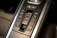 ポルシェ 911(Type991.1) Carrera Cabriolet PDK スポクロ スポエグ スポーツデザイン 20インチスポーツデザインホイール 中古車 中古車