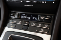 ポルシェ 911(Type991.1) Carrera S PDK スポクロ スポエグ スポーツステア ナチュラルレザーインテリア 中古車 中古車