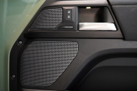 ランドローバー ディフェンダー 110 75th LIMITED EDITION  限定150台 フィックスドサイドステップ 中古車 中古車