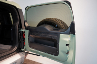 ランドローバー ディフェンダー 110 75th LIMITED EDITION  限定150台 フィックスドサイドステップ 中古車 中古車