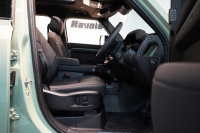 ランドローバー ディフェンダー 110 75th LIMITED EDITION  限定150台 フィックスドサイドステップ 中古車 中古車