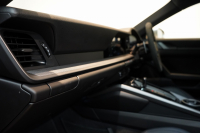 ポルシェ 911(Type992) Carrera PDK スポーツクロノ スポーツエグゾースト カレラS20/21ホイール GTシルバー  中古車