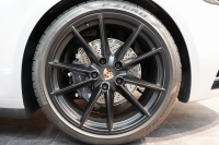 ポルシェ 911(Type992) Carrera PDK スポーツクロノ スポーツエグゾースト カレラS20/21ホイール GTシルバー  中古車