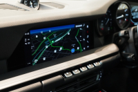 ポルシェ 911(Type992) Carrera PDK スポーツクロノ スポーツエグゾースト カレラS20/21ホイール GTシルバー  中古車