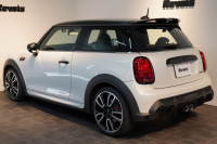 MINI(ミニ) ミニ JOHN COOPER WORKS ワンオーナー JCWトリム ブラックルーフ&ミラー 中古車 中古車