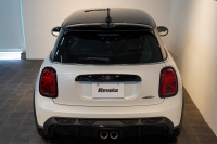 MINI(ミニ) ミニ JOHN COOPER WORKS ワンオーナー JCWトリム ブラックルーフ&ミラー 中古車 中古車