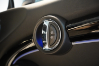 MINI(ミニ) ミニ JOHN COOPER WORKS ワンオーナー JCWトリム ブラックルーフ&ミラー 中古車 中古車