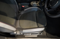 MINI(ミニ) ミニ JOHN COOPER WORKS ワンオーナー JCWトリム ブラックルーフ&ミラー 中古車 中古車